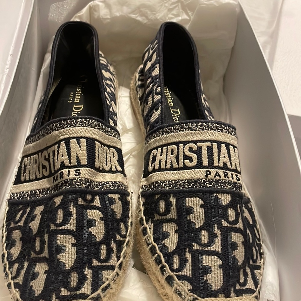 Dior flats